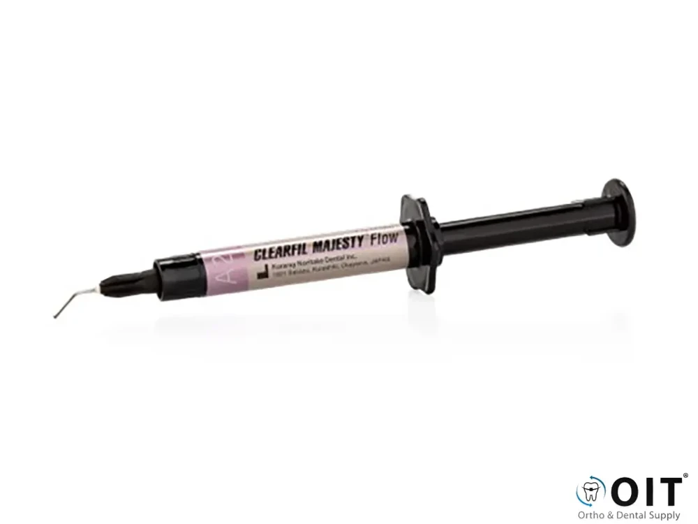 Kuraray Clearfil Majesty Flow Syringe A3