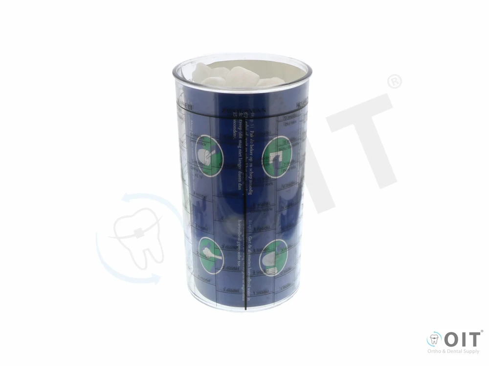 Gipsmaatbeker met schaalverdeling