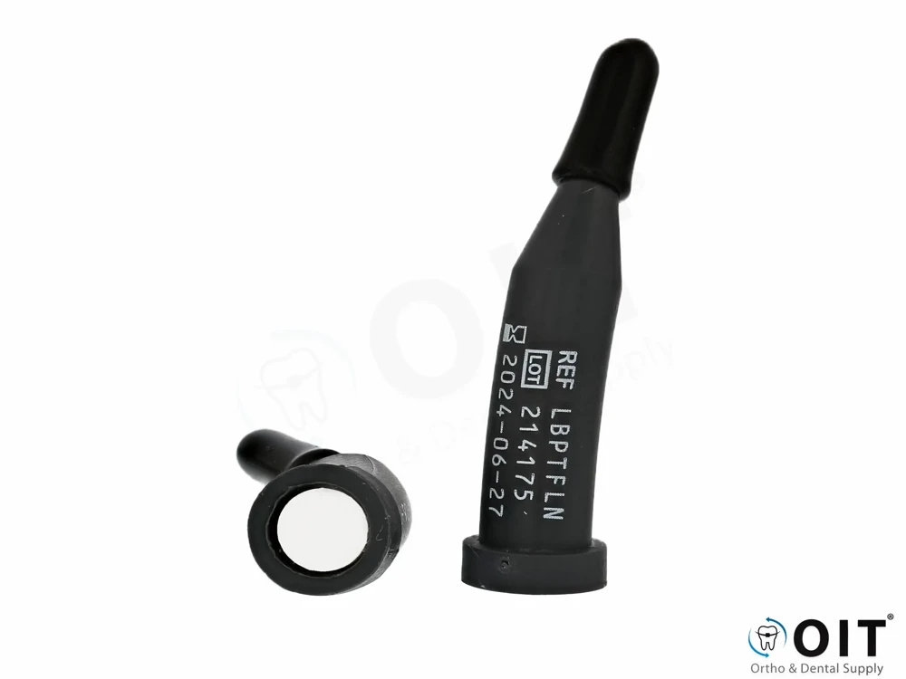 Light Bond in 10 Long Nose Syringe Tips